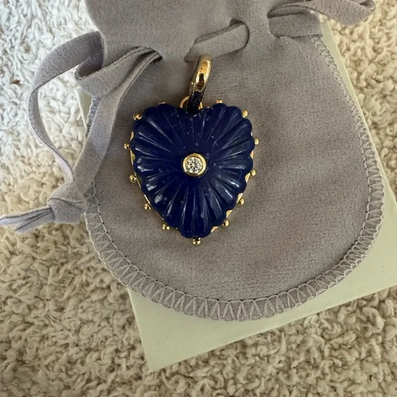 Thatch Lapis heart pendant - Picture 4 of 4